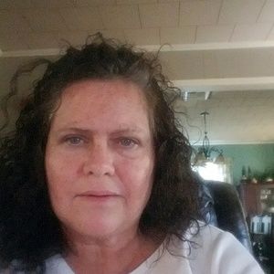 Meet your Posher, Traci